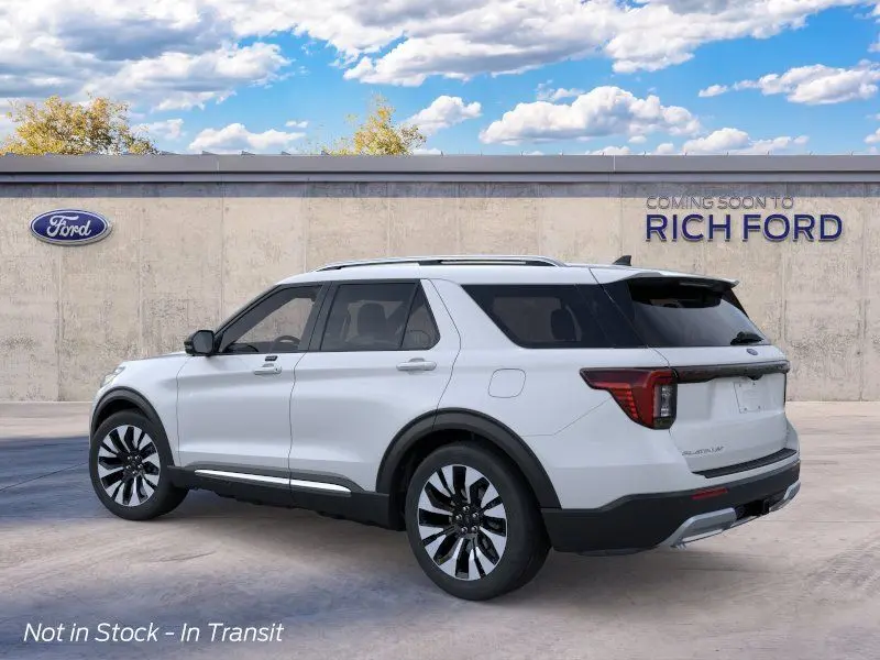 2026 Ford Explorer Platinum 4WD photo 4