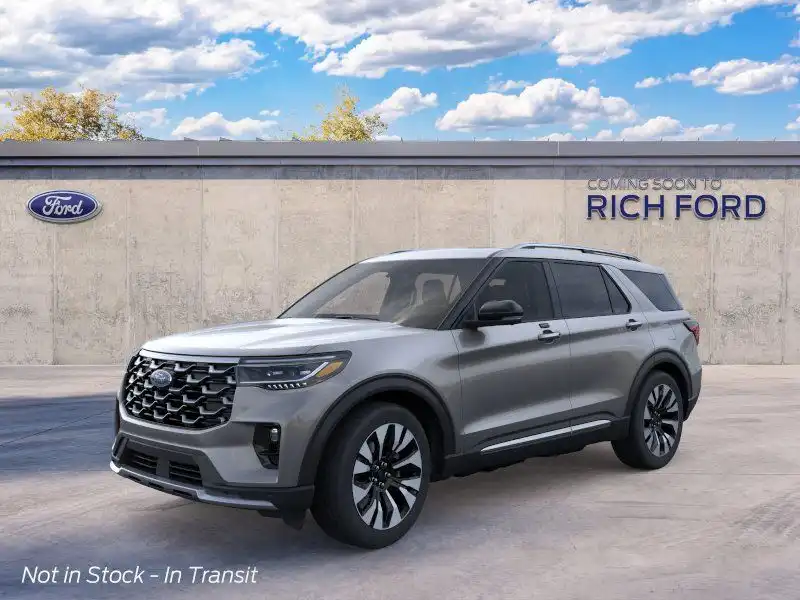 2026 Ford Explorer Platinum 4WD's photo