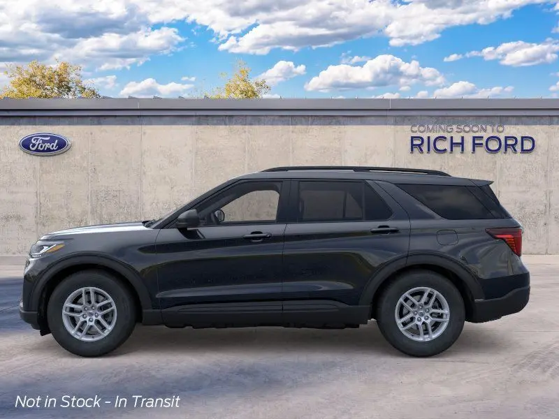 2026 Ford Explorer undefined photo 3