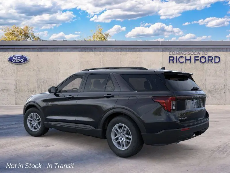 2026 Ford Explorer undefined photo 4