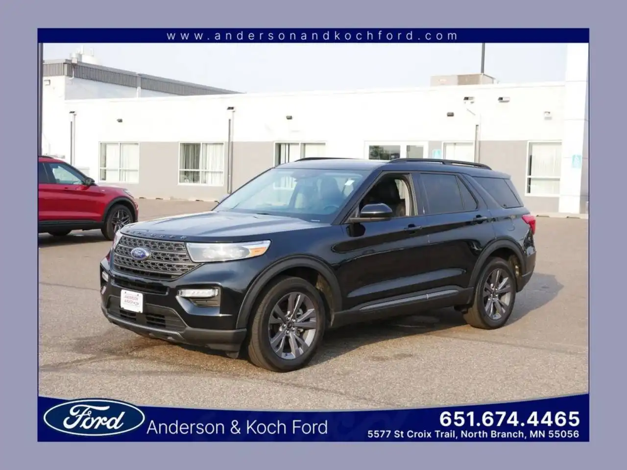 2023 Ford Explorer XLT 4WD's photo