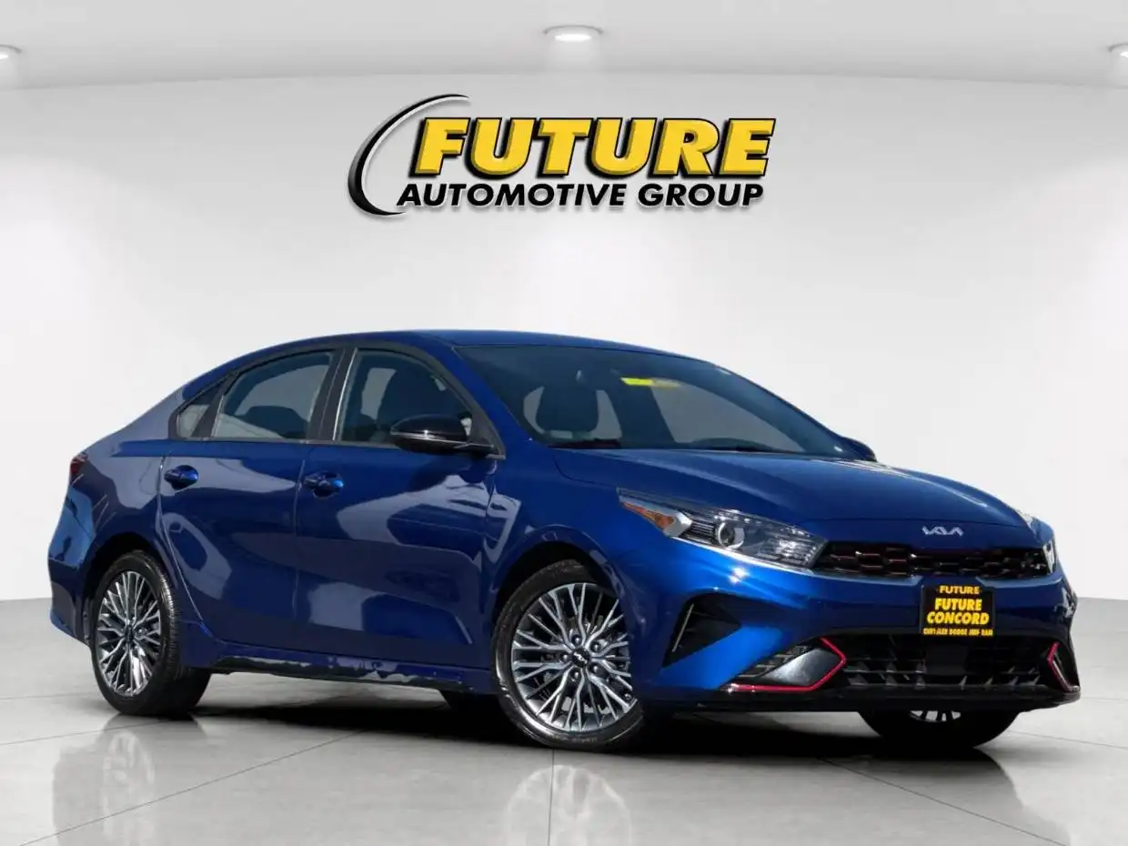 2024 Kia Forte GT-Line AT's photo
