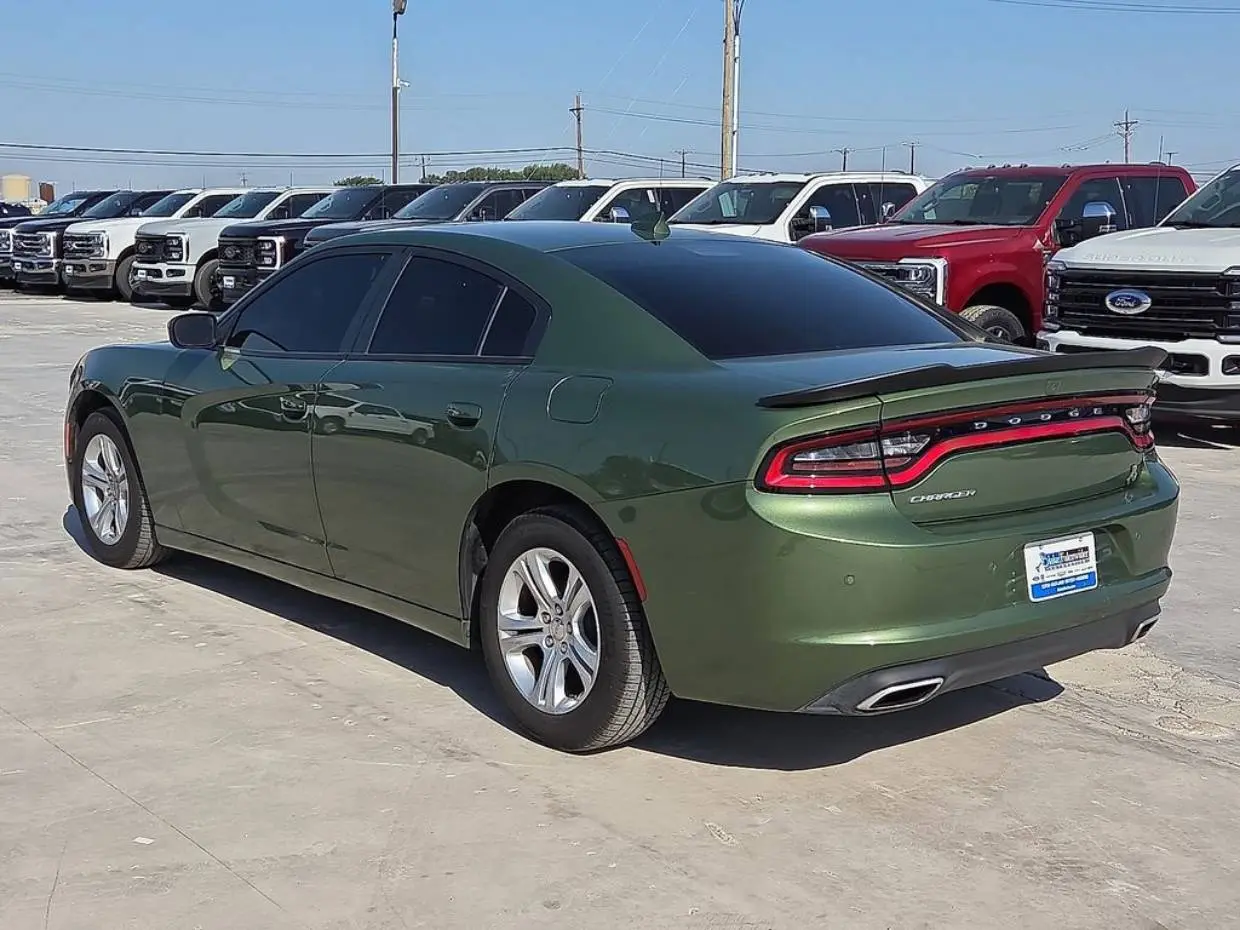 2023 Dodge Charger SXT photo 3