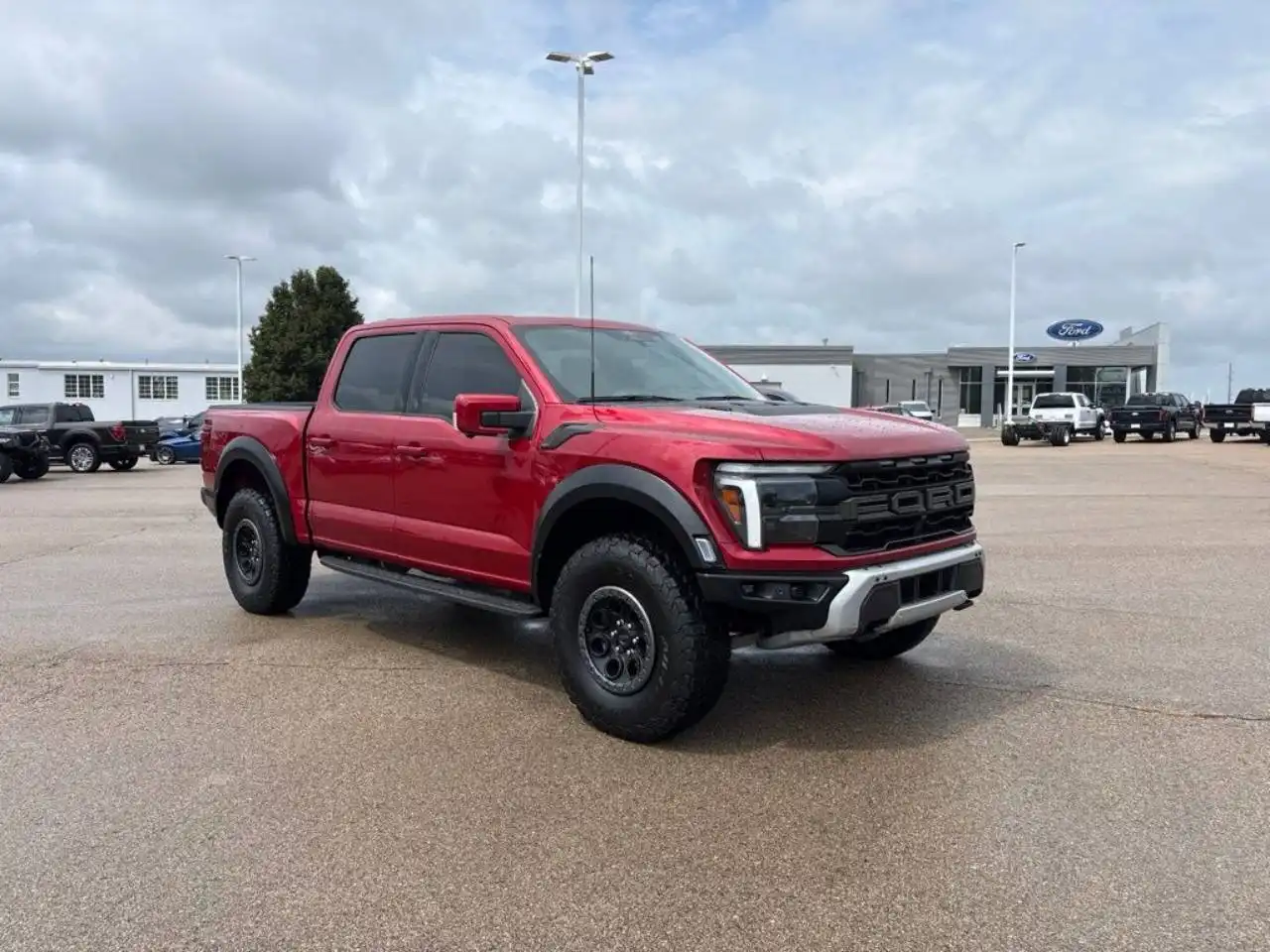 2025 Ford F-150 Raptor 4x4 SuperCrew 5-1/2 Box's photo