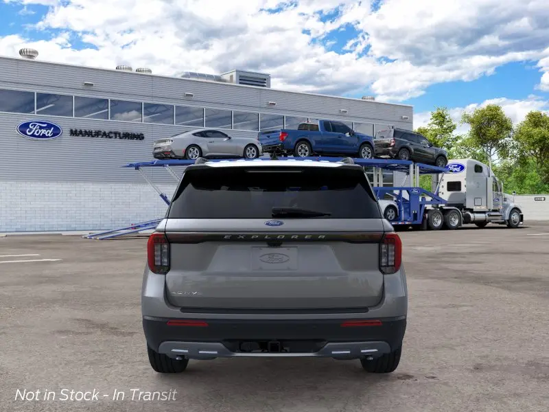2026 Ford Explorer undefined photo 5