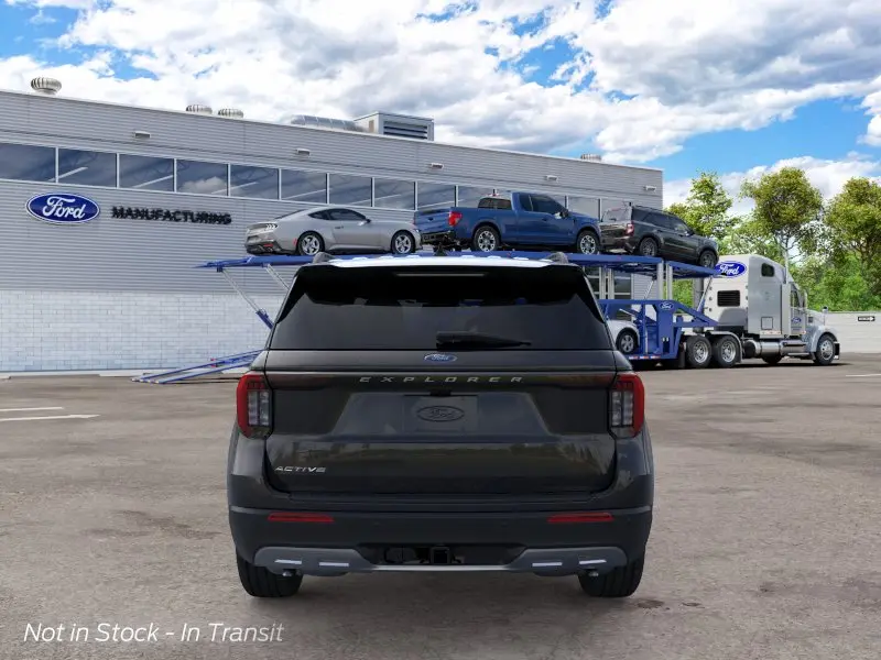 2026 Ford Explorer undefined photo 5
