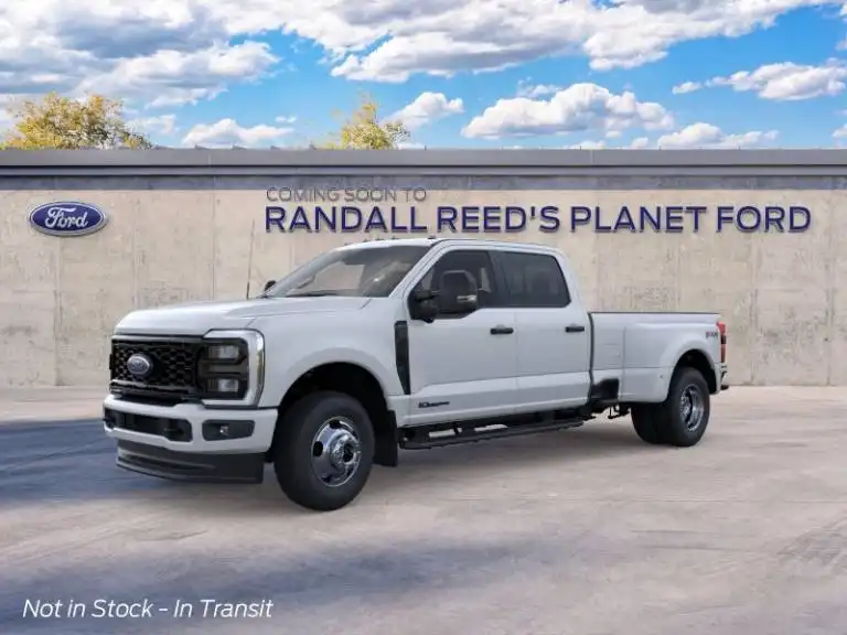 2026 Ford F-350 XL 4x4 Crew Cab 8' Box DRW's photo