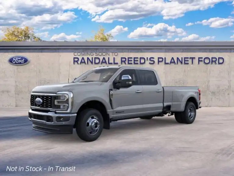 2026 Ford F-350 Lariat 4x4 Crew Cab 8' Box DRW's photo
