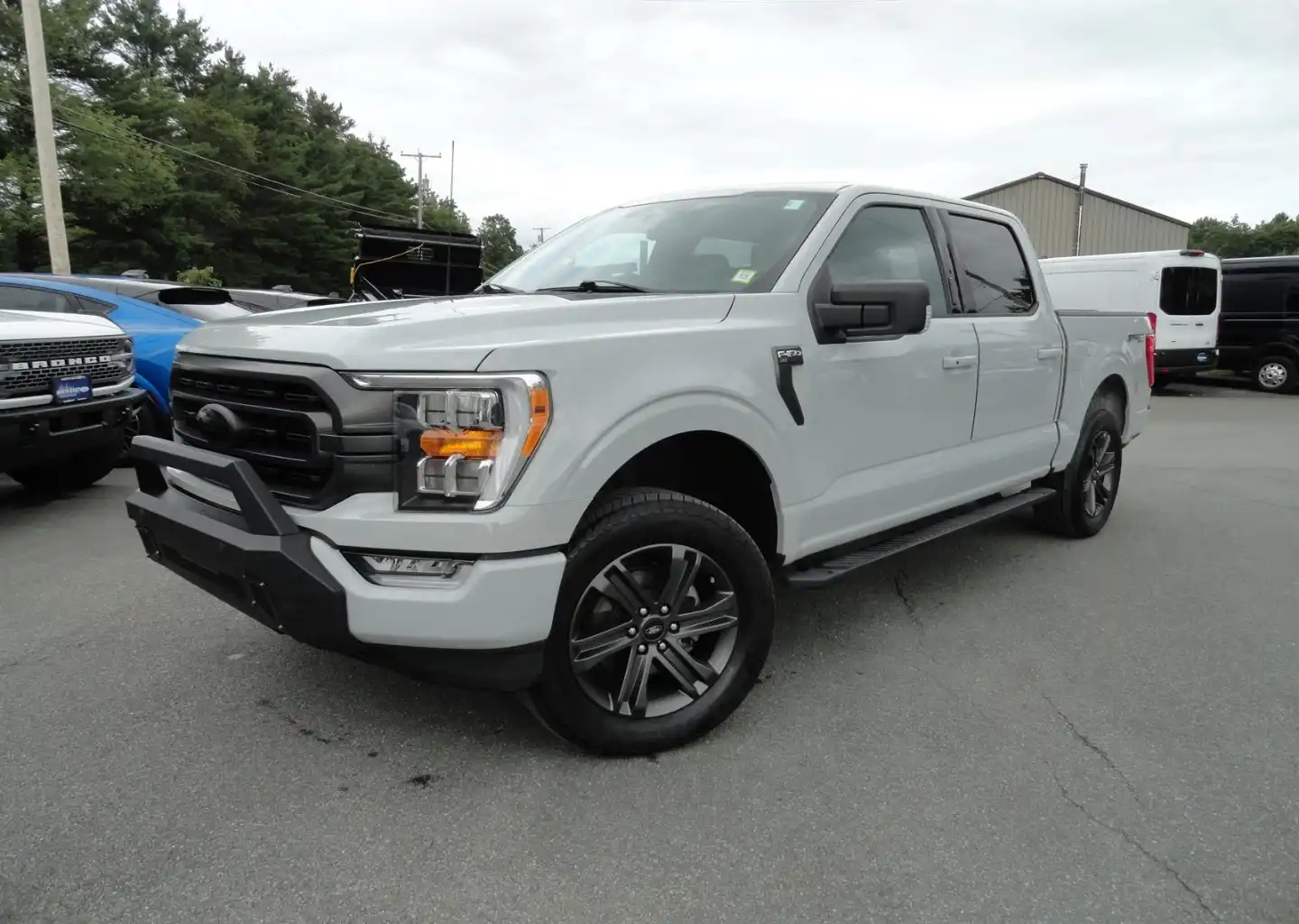 2023 Ford F-150 XLT 4x4 SuperCrew 5-1/2 Box's photo
