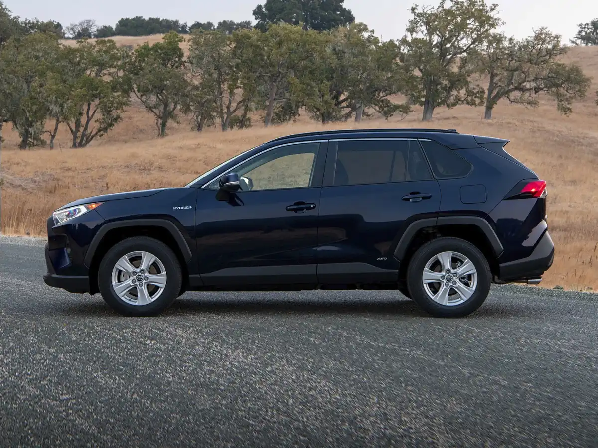 2021 Toyota RAV4 Hybrid XLE AWD's photo