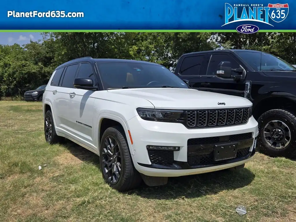 2025 Jeep Grand Cherokee L Summit 4x4's photo