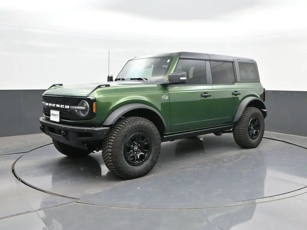 2024 Ford Bronco Wildtrak 4x4's photo