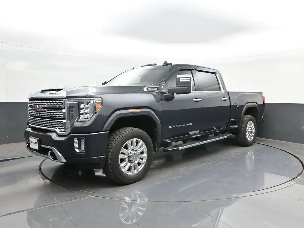 2022 GMC Sierra 4WD Crew Cab Standard Box Denali's photo