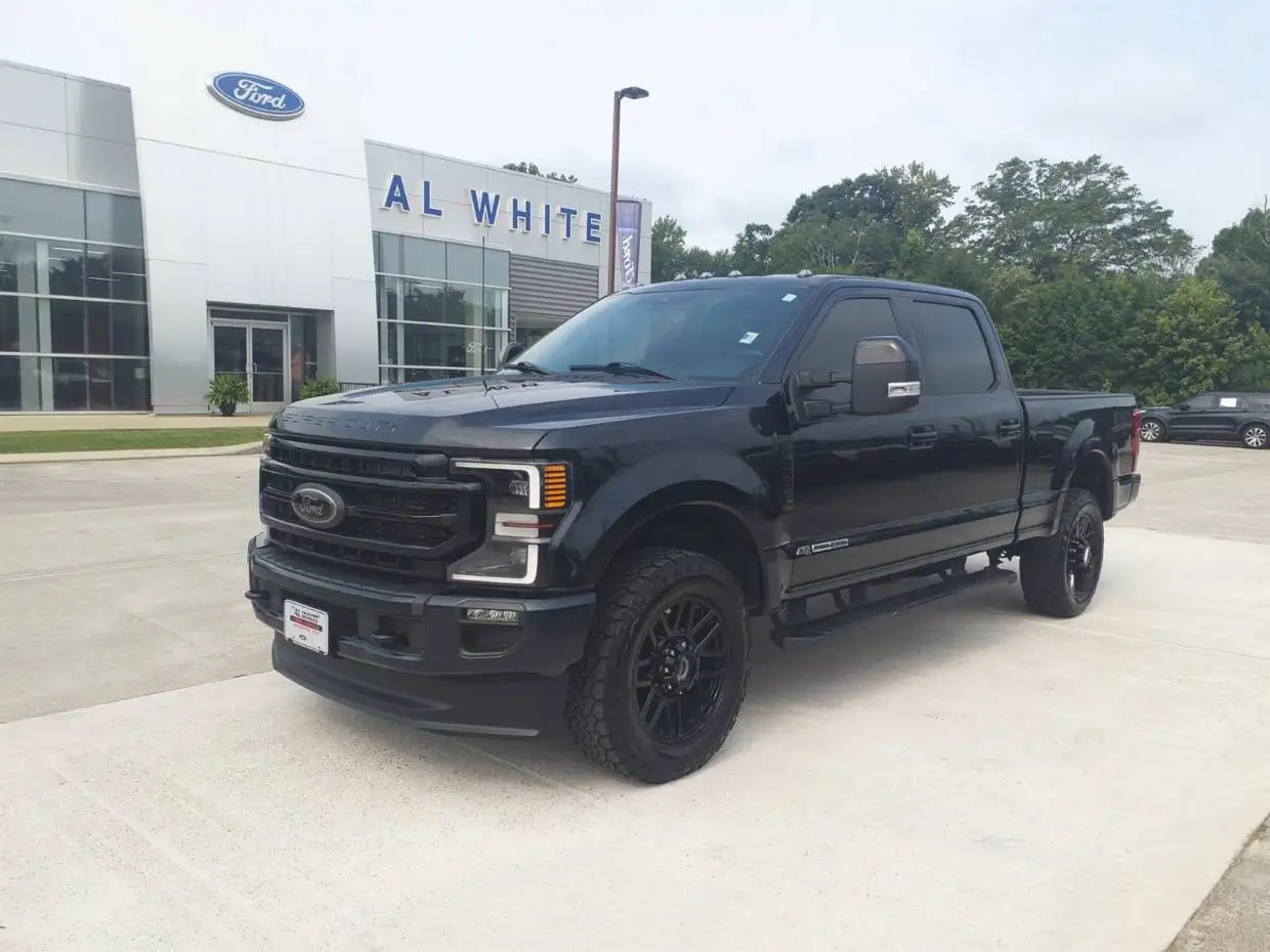 2022 Ford F-250 Lariat 4x4 Crew Cab 6-3/4' Box's photo