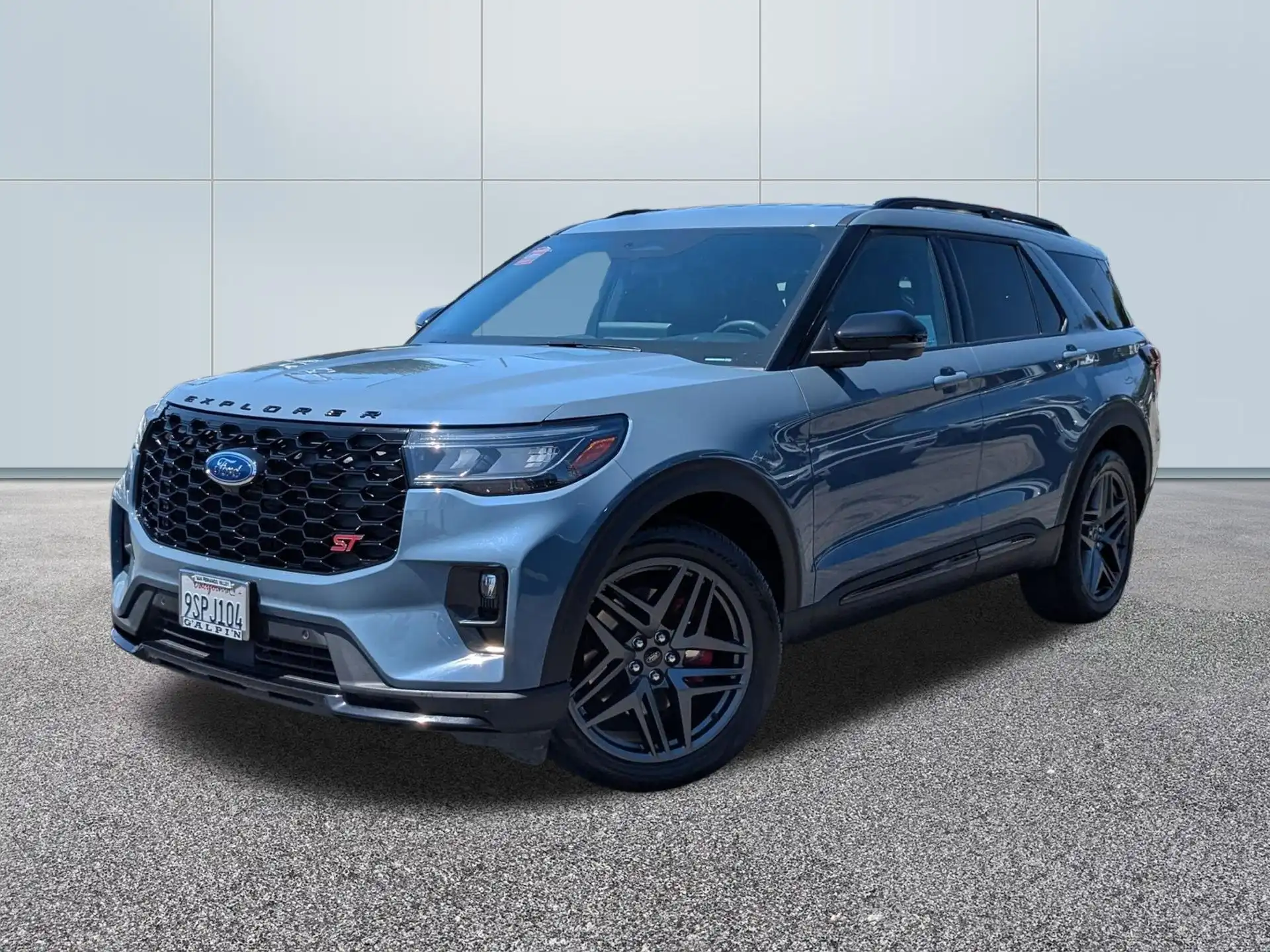 2025 Ford Explorer ST 4WD (PL535)'s photo