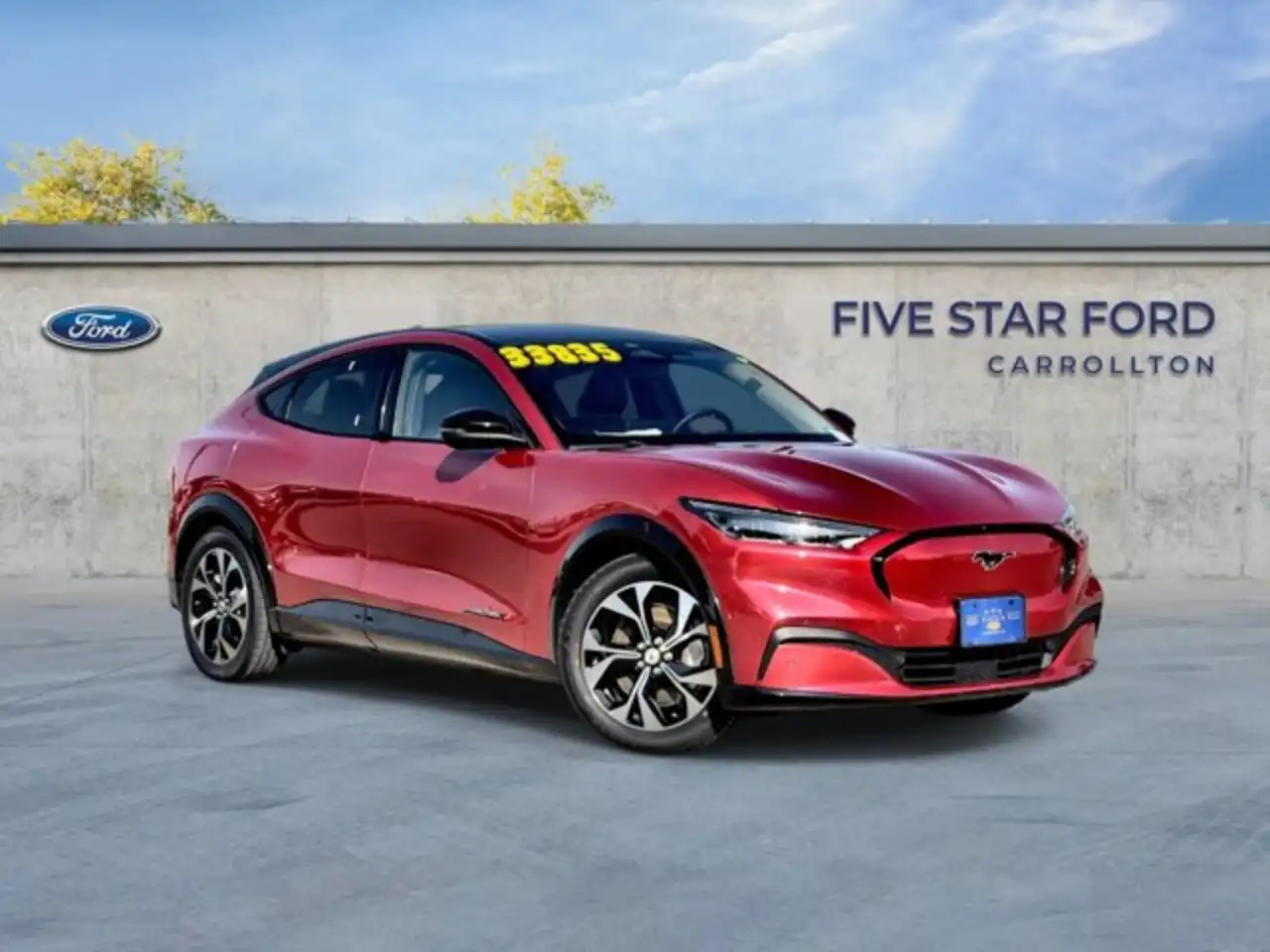 2023 Ford Mustang-Mach-e Premium's photo