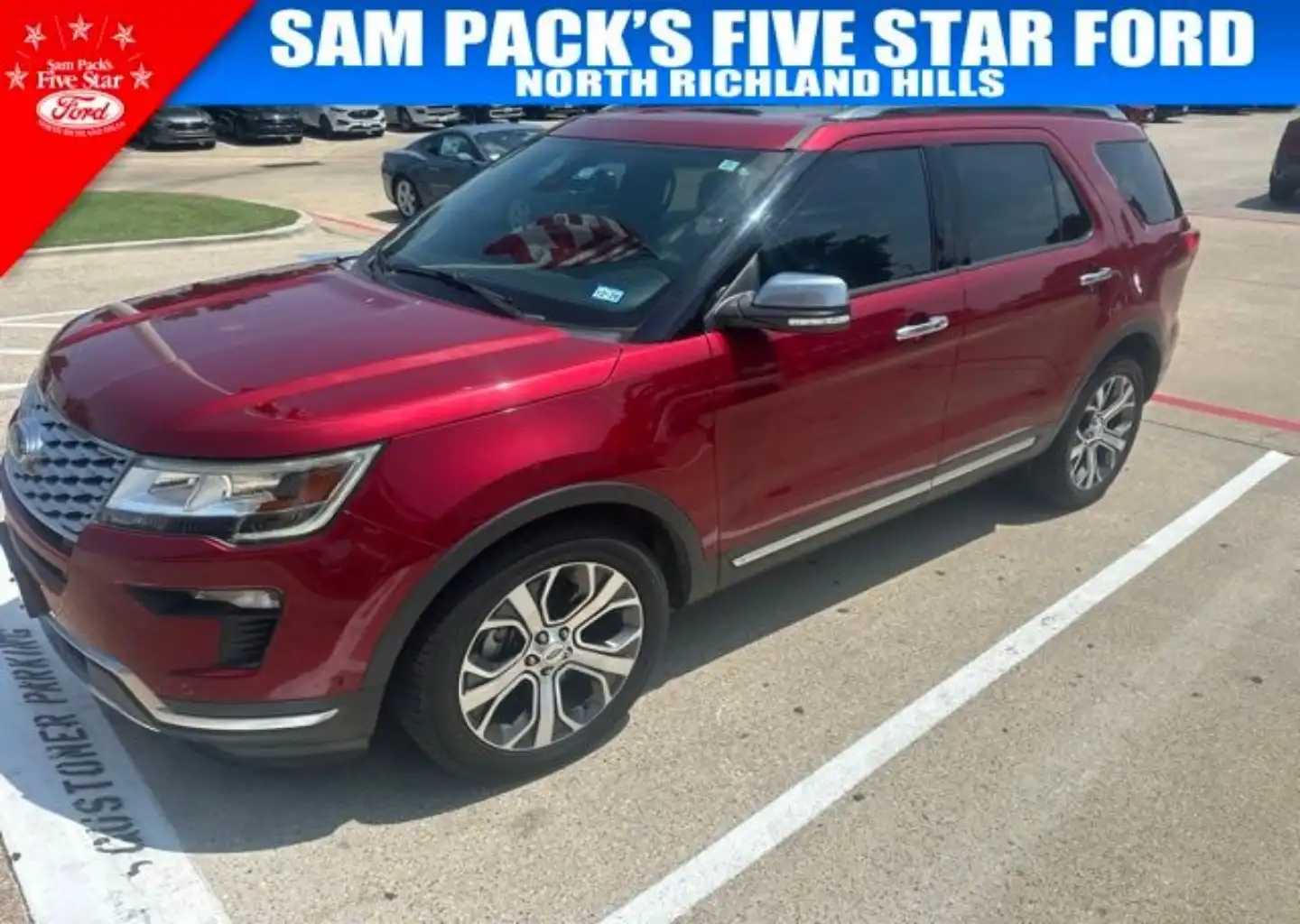 2019 Ford Explorer Platinum 4WD's photo