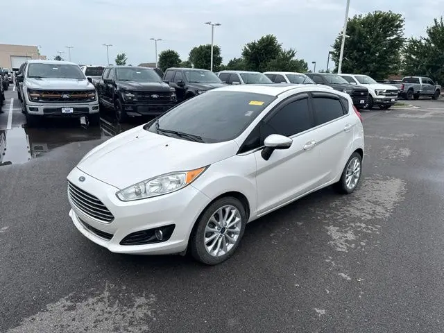 2017 Ford Fiesta Titanium Hatch photo 3
