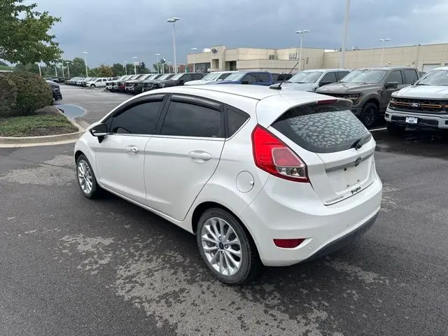 2017 Ford Fiesta Titanium Hatch photo 4