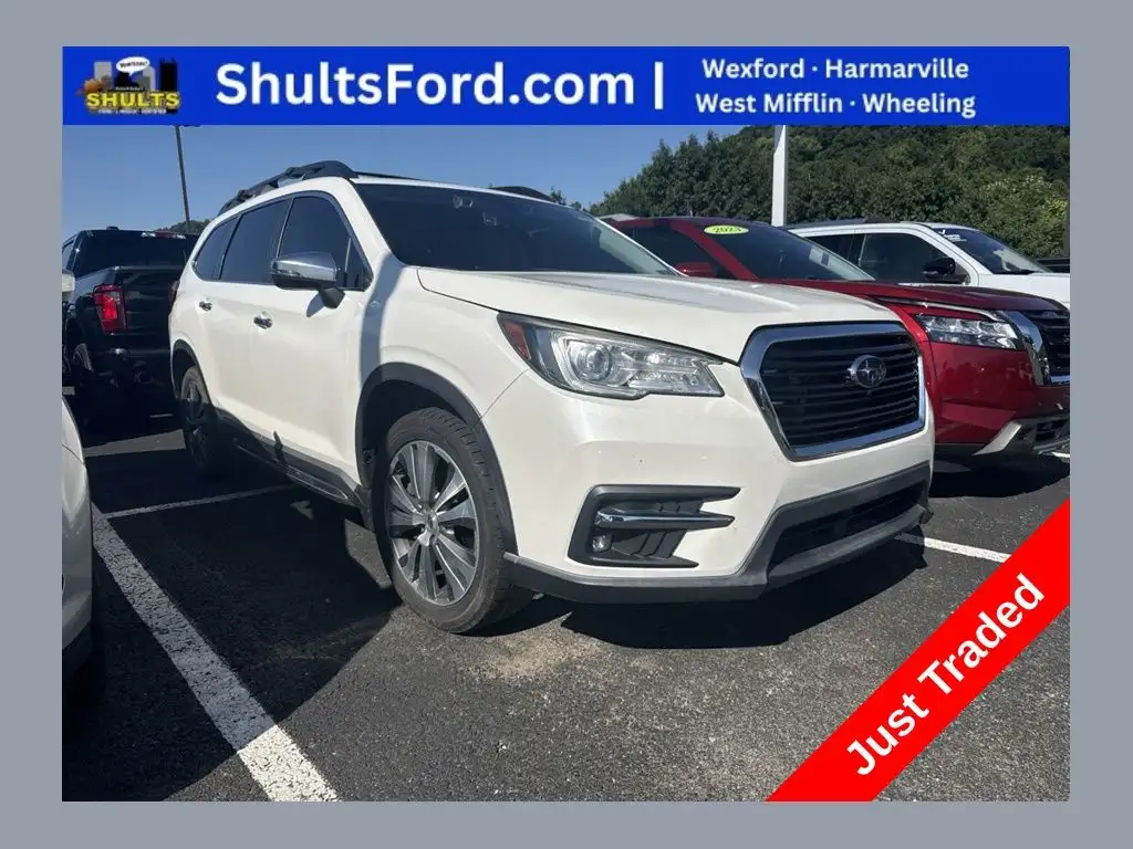 2019 Subaru Ascent Touring's photo