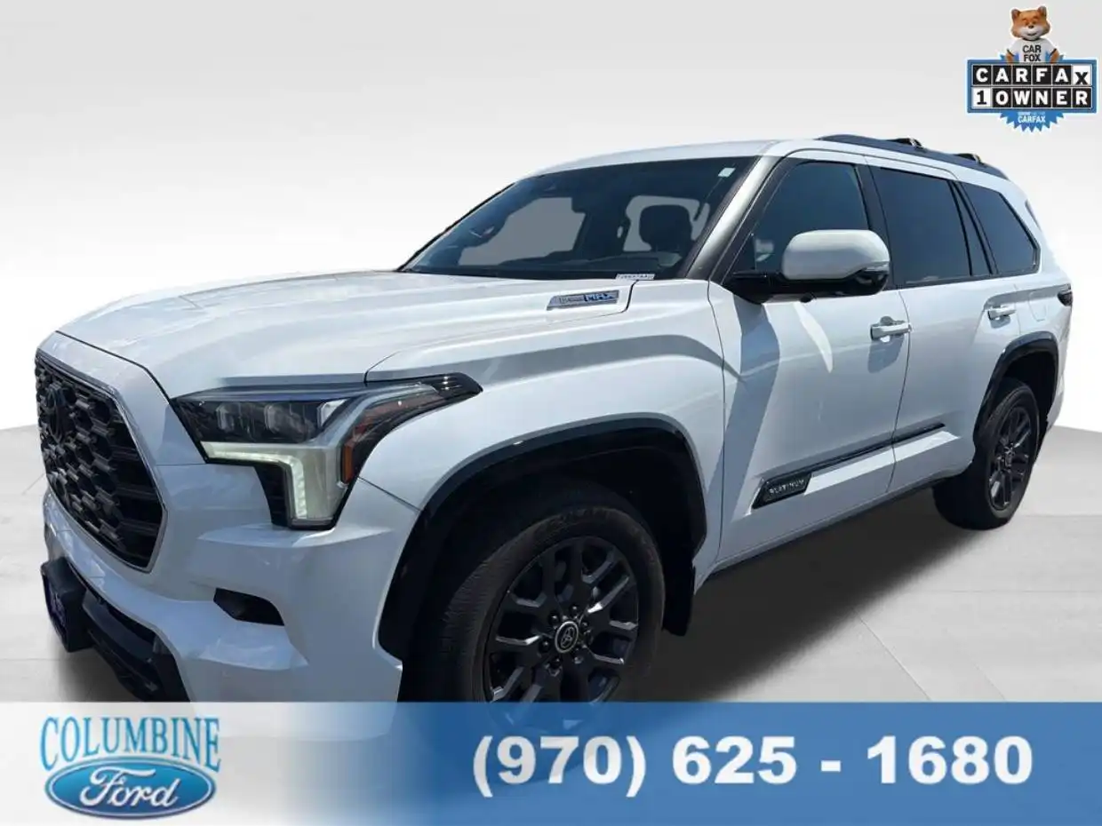 2024 Toyota Sequoia Platinum 4WD i-FORCE MAX Hybrid's photo