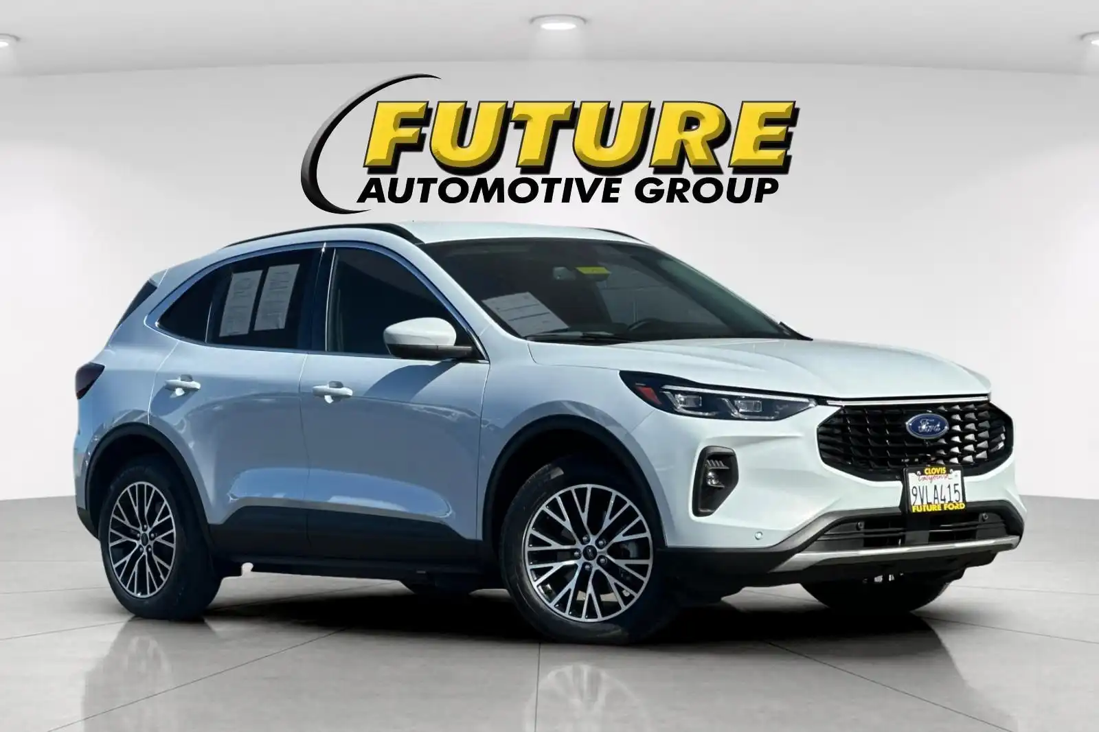 2025 Ford Escape Plug-in FWD's photo