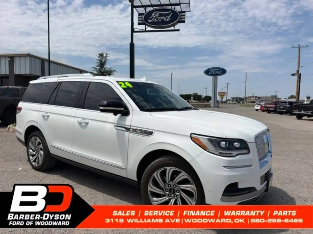 2024 Lincoln Navigator Reserve 4WD's photo