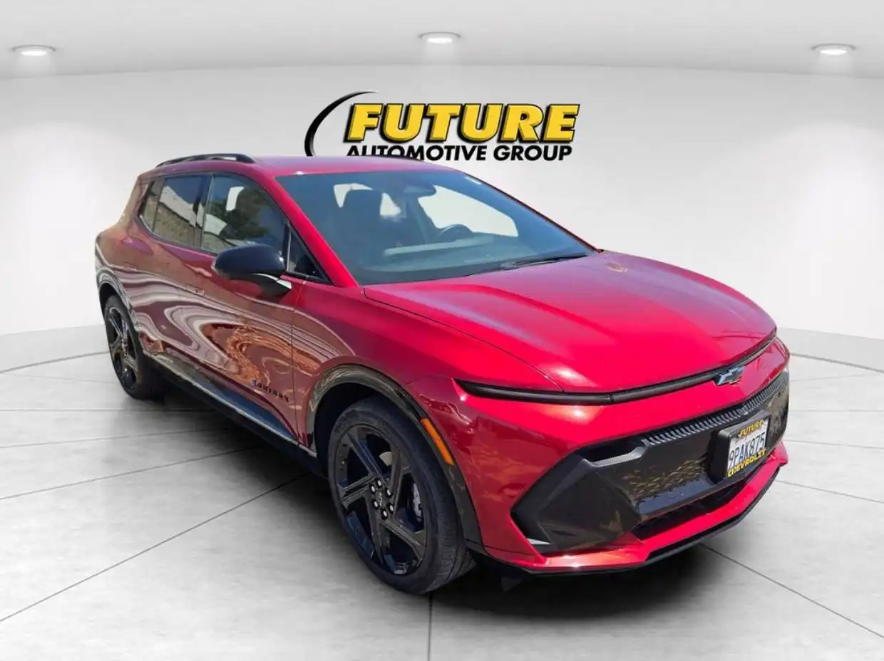 2024 Chevrolet Equinox EV 2RS FWD's photo