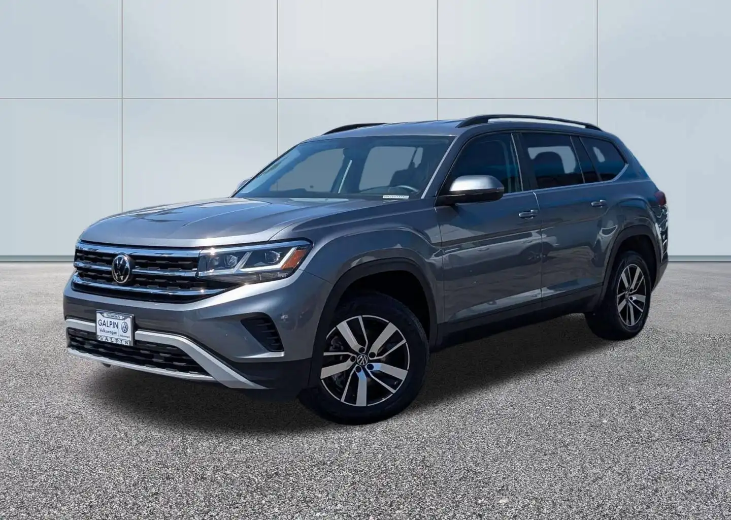2023 Volkswagen Atlas 2.0T SE's photo