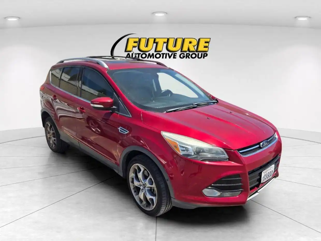 2016 Ford Escape Titanium 4WD's photo