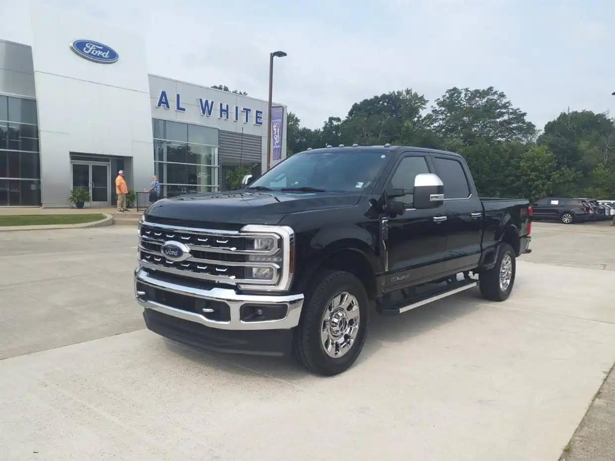 2024 Ford F-250 Lariat 4x4 Crew Cab 6-3/4' Box's photo