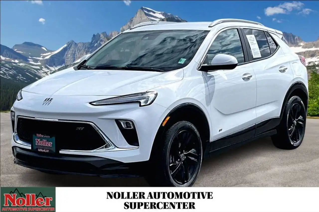 2025 Buick Encore GX Sport Touring's photo