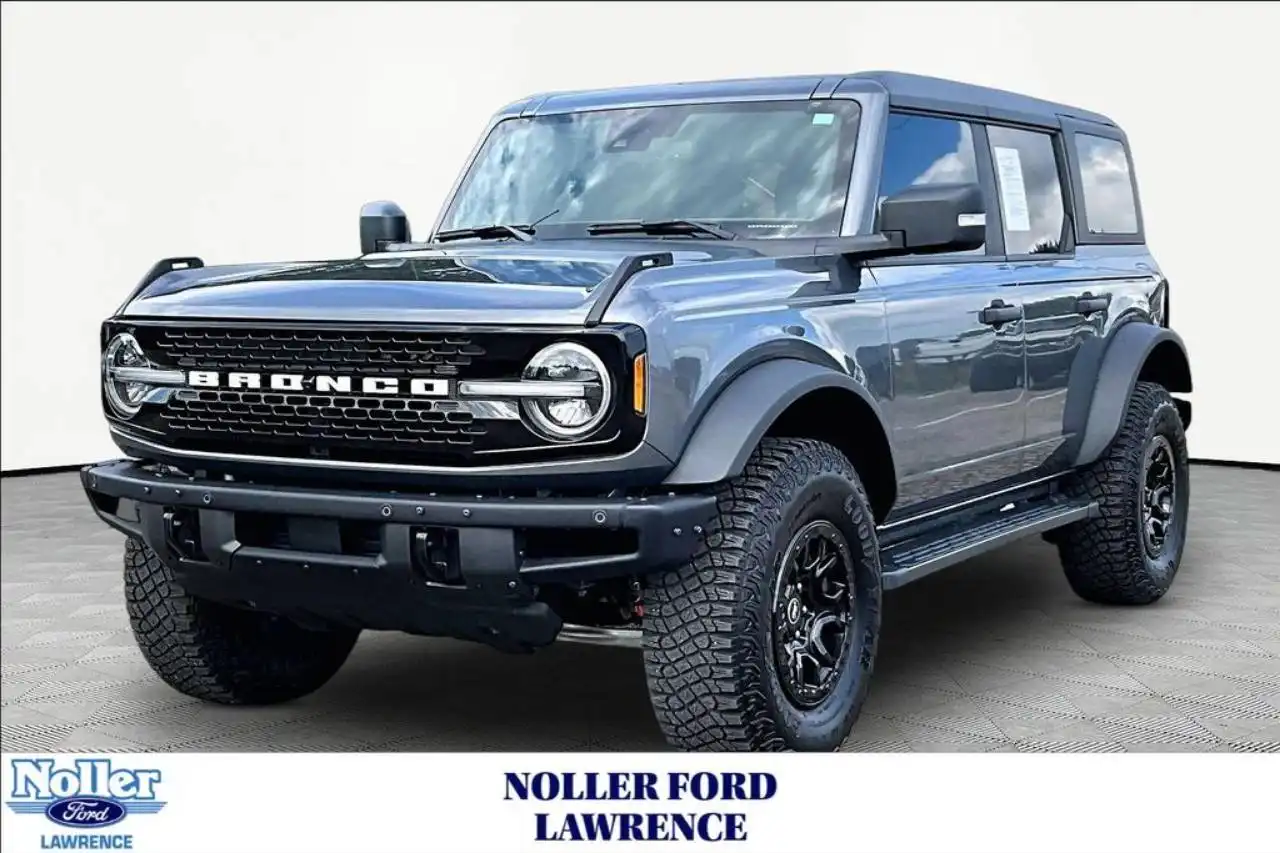 2024 Ford Bronco Wildtrak 4x4's photo