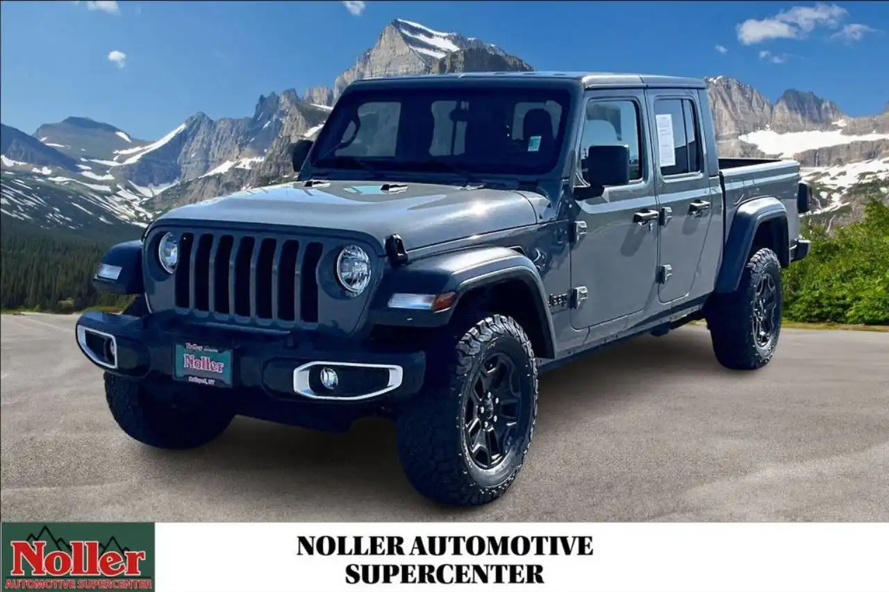 2023 Jeep Gladiator Sport S's photo