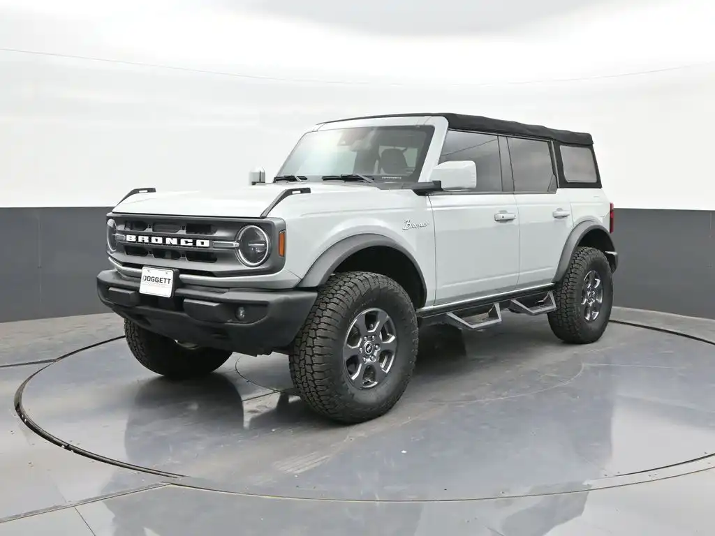 2022 Ford Bronco Big Bend Mid (222A) 4x4's photo