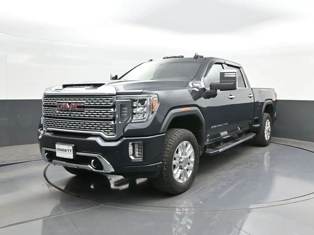 2022 GMC Sierra 4WD Crew Cab Standard Box Denali's photo