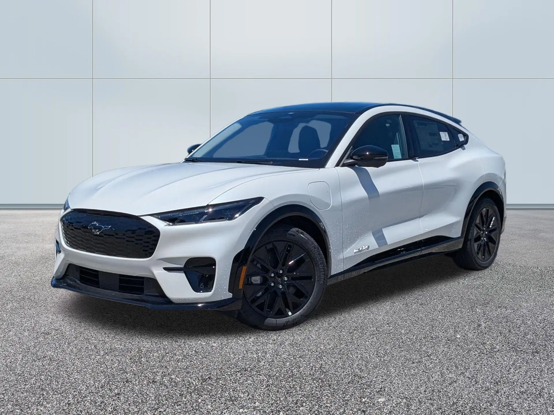 2026 Ford Mustang-Mach-e Premium's photo