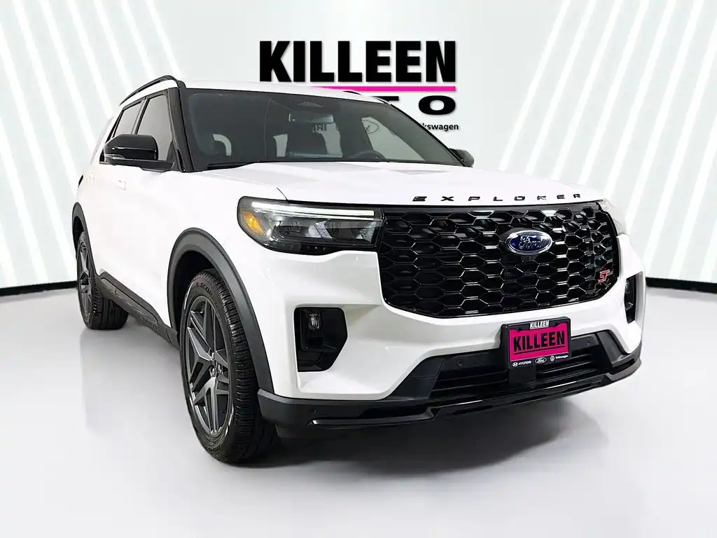 2026 Ford Explorer ST 4WD's photo