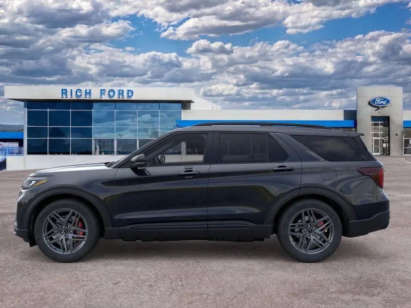 2026 Ford Explorer ST 4WD photo 3