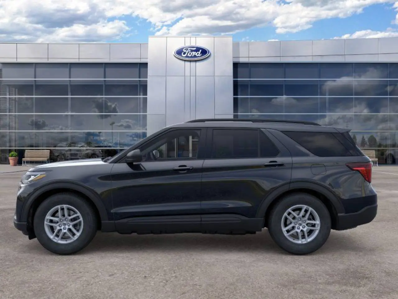 2026 Ford Explorer Active 4WD photo 3