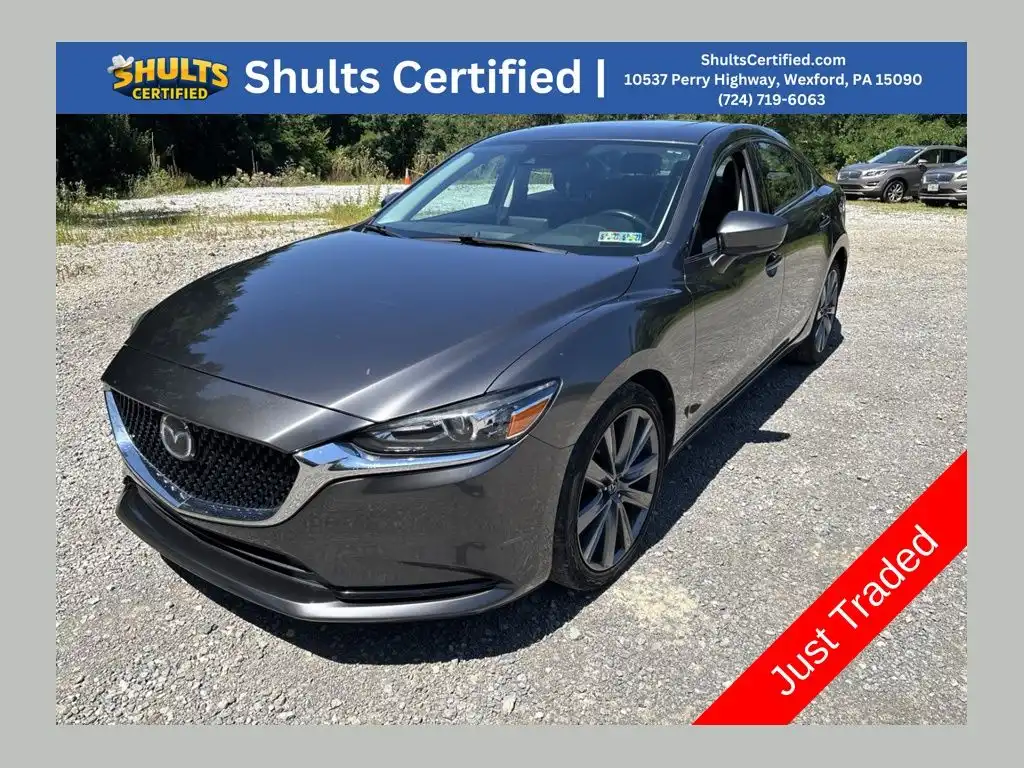2018 Mazda EZ-6 Touring Auto's photo