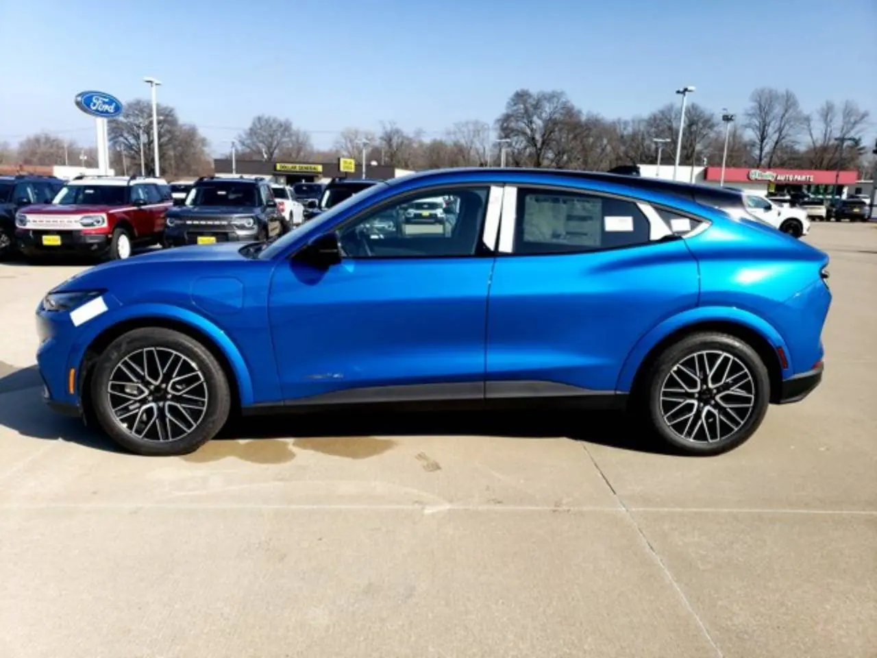 2026 Ford Mustang-Mach-e Premium photo 4