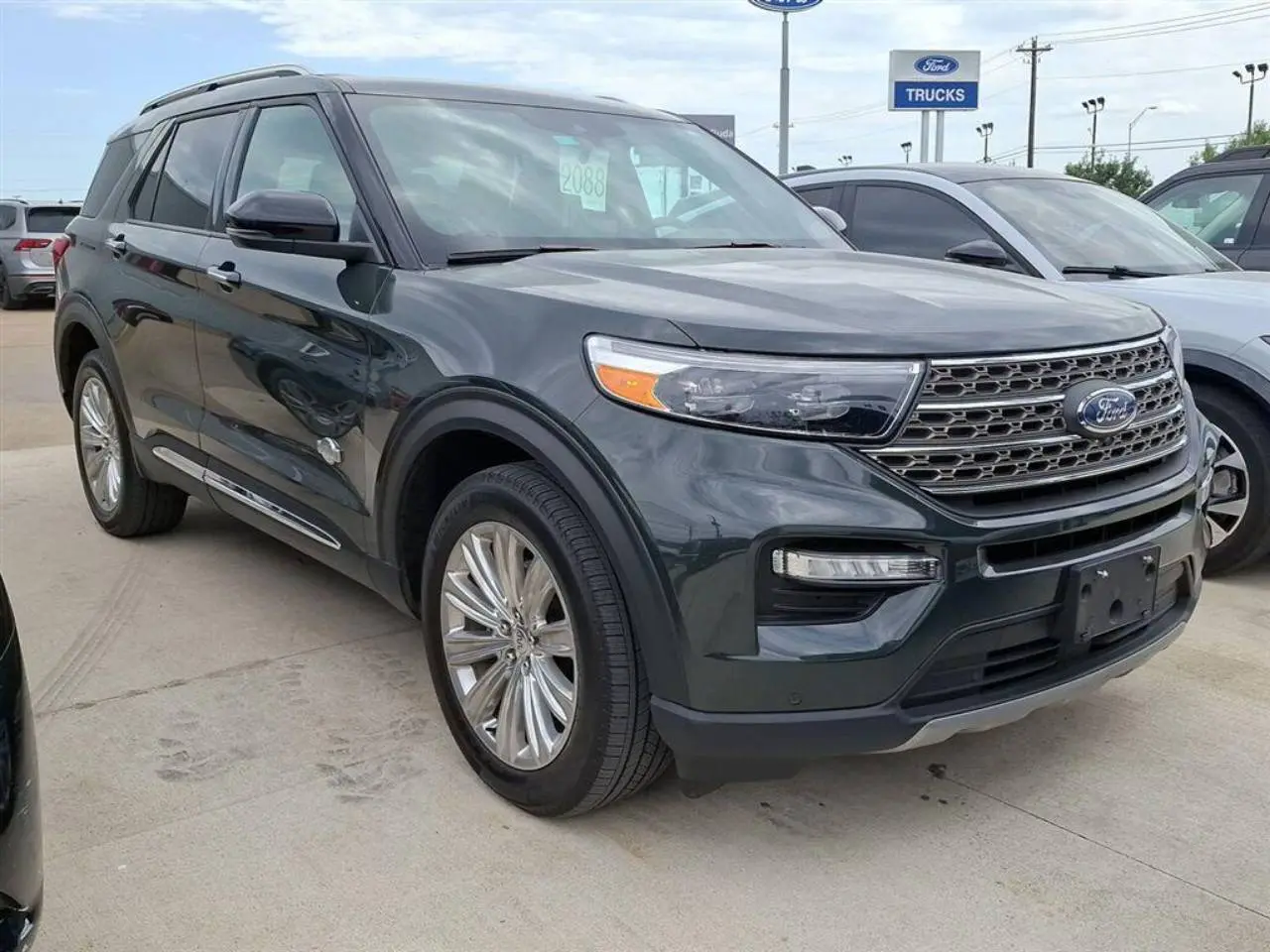 2023 Ford Explorer King Ranch 4WD photo 5