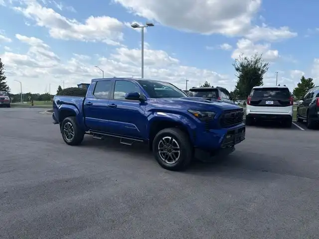 2024 Toyota Tacoma TRD Sport 4x4 Double Cab's photo