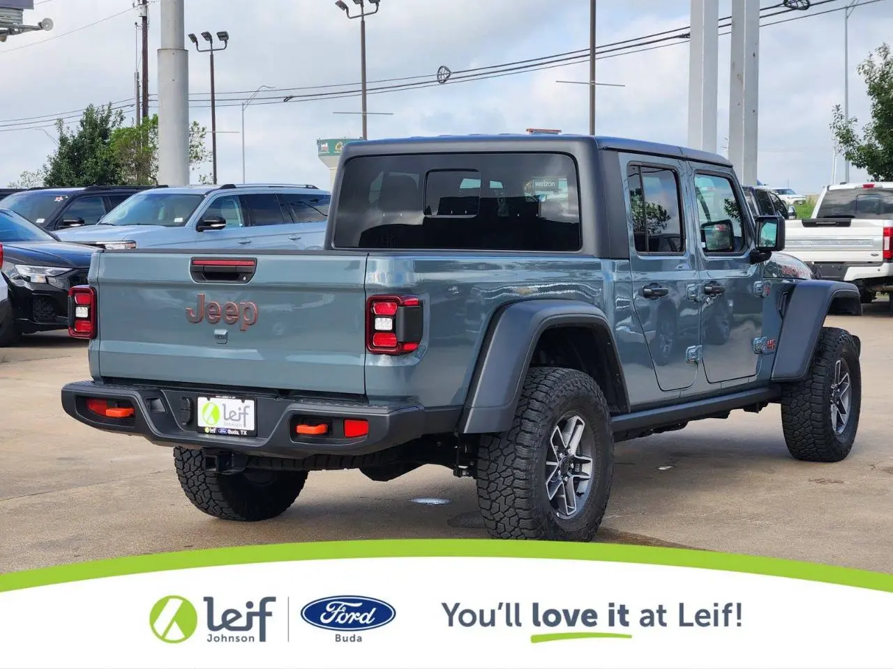 2026 Jeep Gladiator Mojave Auto photo 3
