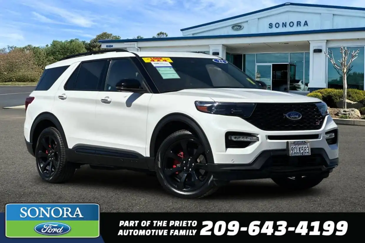 2022 Ford Explorer ST 4WD's photo