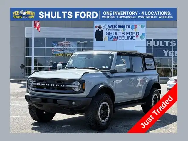 2021 Ford Bronco Outer Banks 4WD Advanced's photo