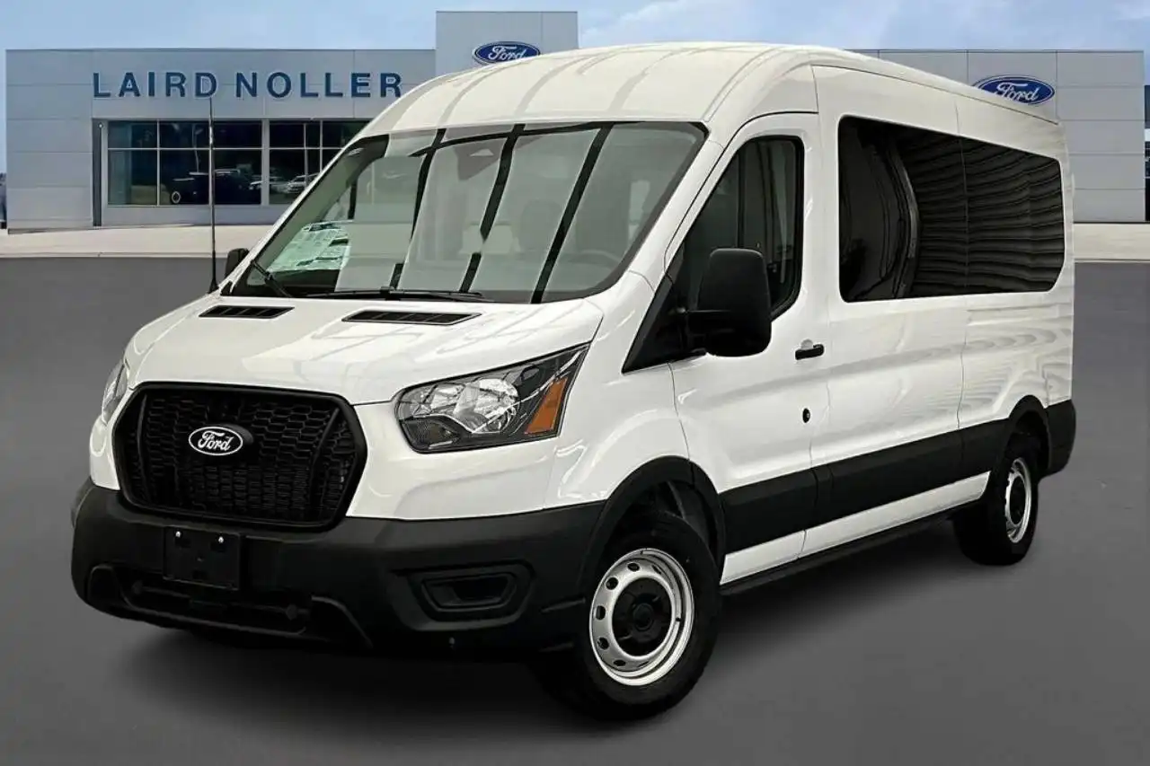 2026 Ford Transit 350 XL Med Roof Sliding Pass. 148's photo