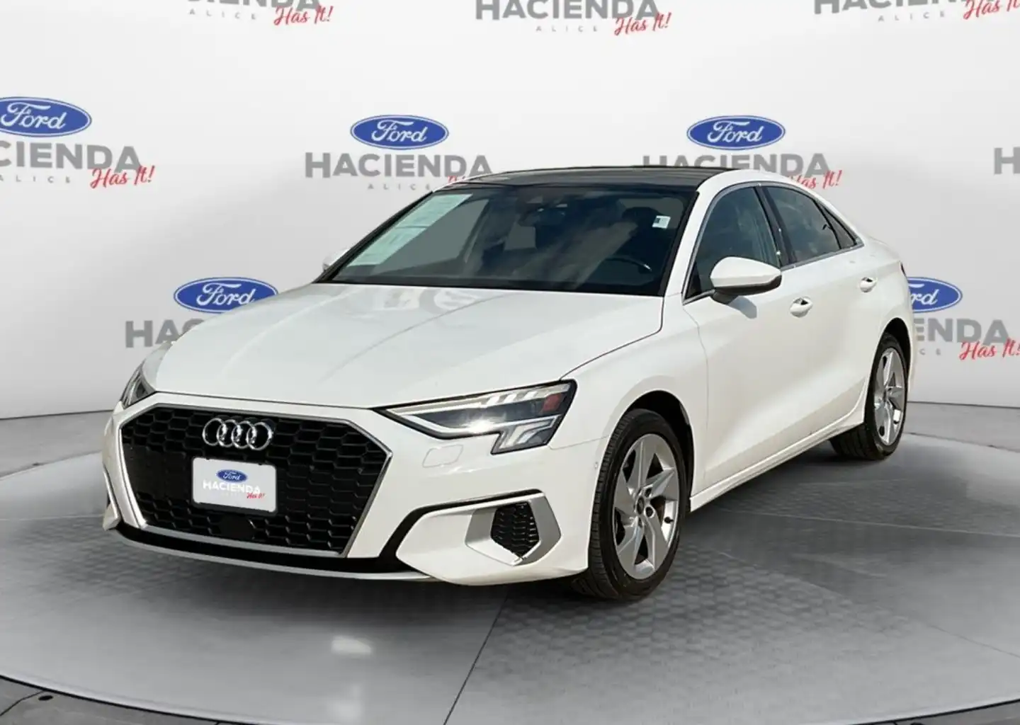 2024 Audi A3 40 TFSI Premium FWD S tronic's photo