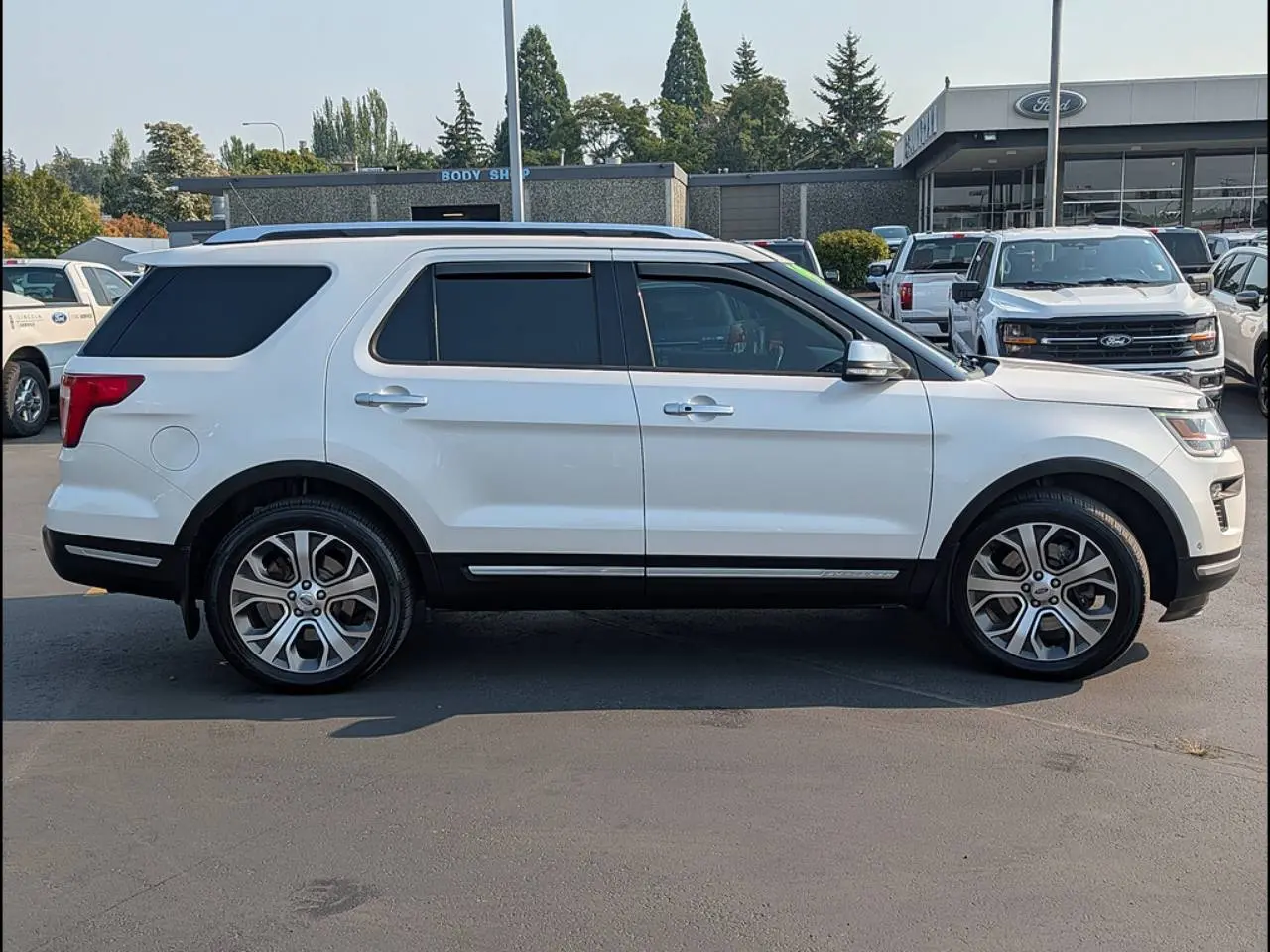 2019 Ford Explorer Platinum 4WD photo 5